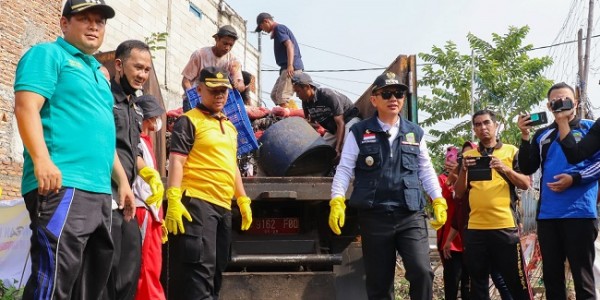 Pemkab Bekasi Siapkan Kontainer Sampah Agar Warga Tak Buang Sembarangan