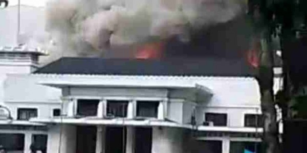 Gedung Bappelitbang di Balai Kota Bandung Terbakar