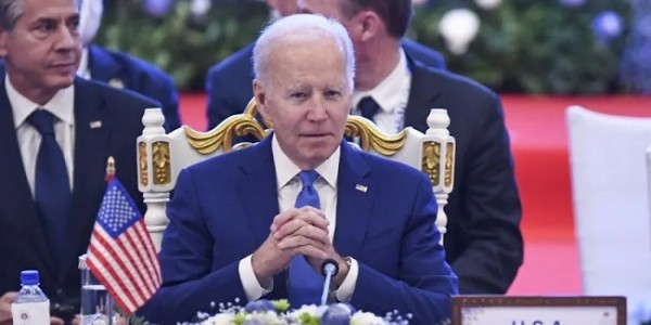 Joe Biden Tiba di Bali, Disambut Pasukan Jajar Kehormatan dan Penari Bali