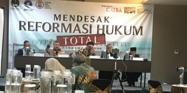 Para Pengajar Hukum Desak di Masa Akhir Jokowi Harus Reformasi Hukum, Juga Minta Bubarkan KY