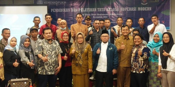Kemenkop Siapkan SDM Koperasi Unggul untuk Program Minyak Makan Merah