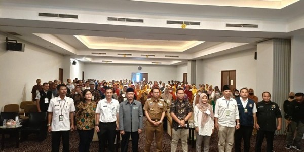 Dani Ramdan Minta Masyarakat dan Dunia Usaha Peduli Penanganan Sampah