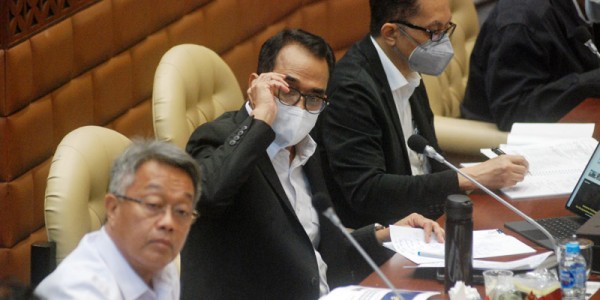 Menhub Budi Karya Raker Dengan Komisi V DPR