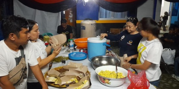 Dapur Umum NasDem Siapkan 1.500 Porsi Makanan Per Harinya untuk Warga Cianjur