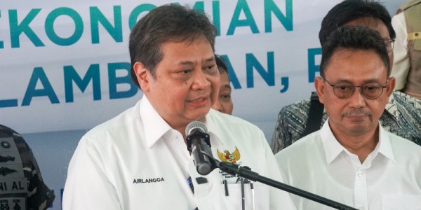 Kendalikan Inflasi Akhir Tahun, Menko Airlangga Pantau Langsung Harga dan Pasokan Komoditas Pangan Pokok di Kalbar