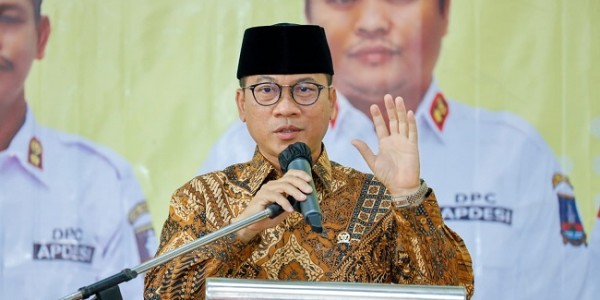 Di Pelantikan Apdesi DPC Kabupaten Serang, Yandri: Kepala Desa Harus Ikut Mengawal dan Menjaga Pembangunan