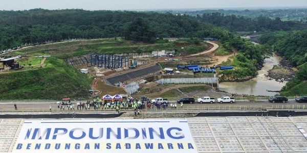 Impounding Bendungan Sadawarna, 300 KK Warga Desa Cibalandong Buka Pemukiman Baru di Tanah Garapan