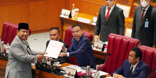 DPR Sahkan RUU Perjanjian Pertahanan