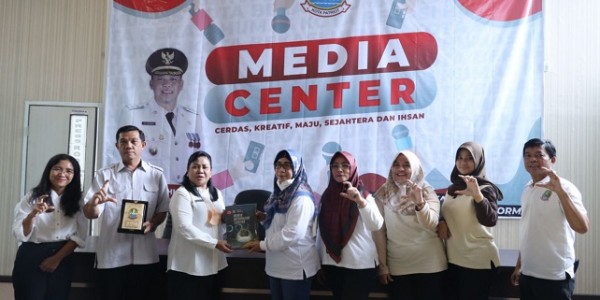 Disdik Provinsi Kalimantan Tengah Studi Banding Keterbukaan Informasi Publik di Kota Bekasi
