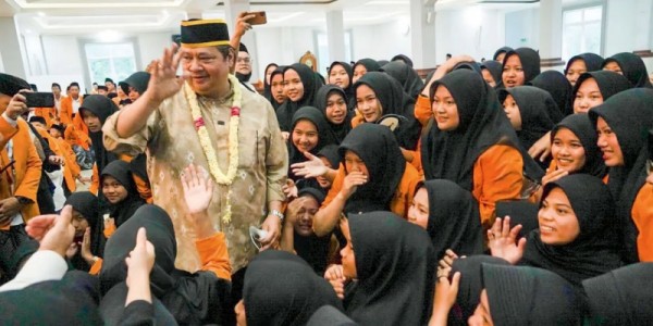 Airlangga Hartarto Gaungkan Infustri Halal, Pengamat Ekonom Dorong Pemerintah Fokuskan Kebijakan
