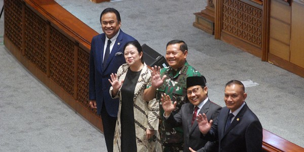 Sah!!!  Laksamana Yudo Margono Sebagai Panglima TNI