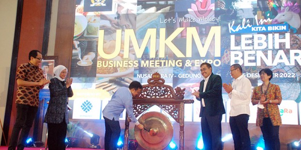 Gus Muhaimin Resmikan UMKM di DPR