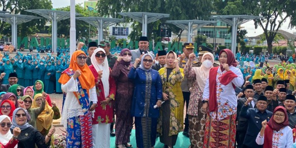 Peringatan Hari Ibu, Plt Ketua TP PKK Dorong Perempuan Milenial Bekasi Terus Berkarya