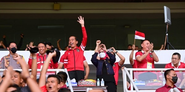 Ditonton Langsung Presiden Jokowi, Indonesia Tekuk Kamboja 2-1