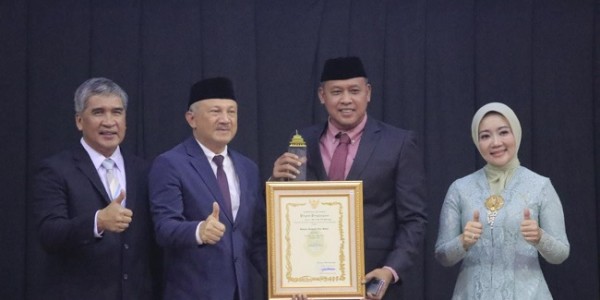 Pemkot Bekasi Raih Penghargaan Posyandu Award Provinsi Jawa Barat