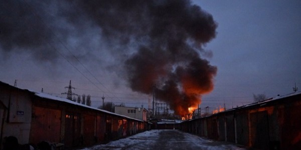 Ukraina Laporkan Serangan Rudal Rusia Besar=besaran
