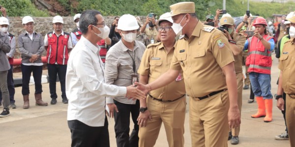 Dampingi Pj Gubernur DKI, Tri Apresiasi Fasilitas Baru TPST Bantargebang