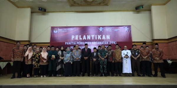Lantik PPK Pemilu se-Kota Bekasi, Ini Harapan Plt Walkot