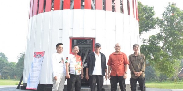 Tinjau Menara Pandang Merah Putih, Bupati Subang Ajak Warga Nikmati Keindahan Kota 