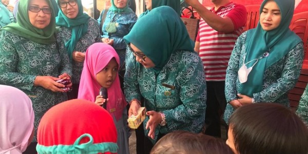 Wiwiek Hargono: Tujuan Program Jumat Berkah Ini untuk Bantu Masyarakat