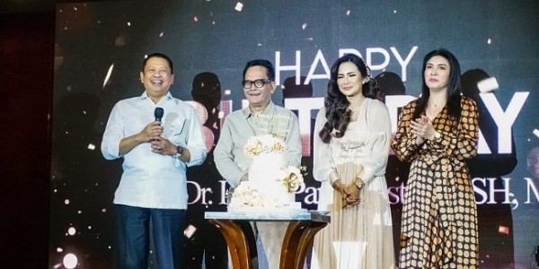 Ketua MPR RI Apresiasi Kiprah Guru Besar UNPAD Prof. Dr. I. Gde Pantja Astawa di Bidang Hukum