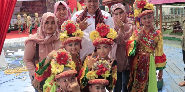 Hadiri Lomba Tari Kreasi Nusantara, Tri Adhianto: Bukti Nyata Keberagaman Budaya di Bekasi
