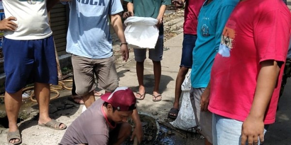 Viral Video Semburan Air di Jalan, Begini Klarifikasi Warga Bantargebang