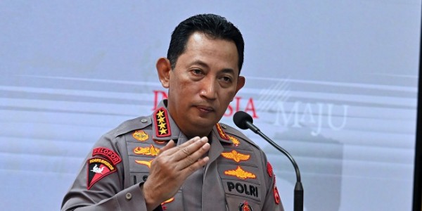 Jokowi Instruksikan Kapolri Tindak Pelaku Bentrok di PT GNI