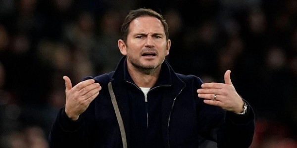 Di Zona Degradasi, Everton Pecat Frank Lampard 