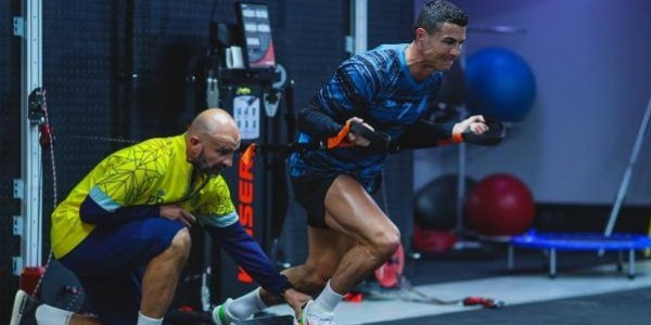 Hadapi Al Fateh, Al-Nasr Latihan dalam Dua Shift