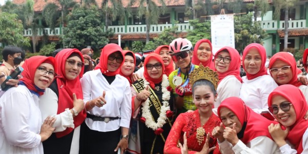 Bunda Literasi Optimis Anak-Anak Kota Bekasi Bakal Jadi Pemimpin Hebat