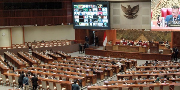 DPR Gelar Paripurna Pengesahan Calon Anggota KPI Pusat