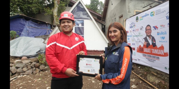 Bantu Bangun Rumah Hunian di Cianjur, SiCepat Ekspres Kolaborasi dengan Jabar Quick Respon