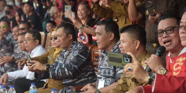 Bupati Sambas Hadiri Pembukaan Festival Cap Go Meh 2023