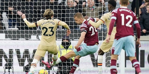 West Ham Tahan Chelsea 1-1