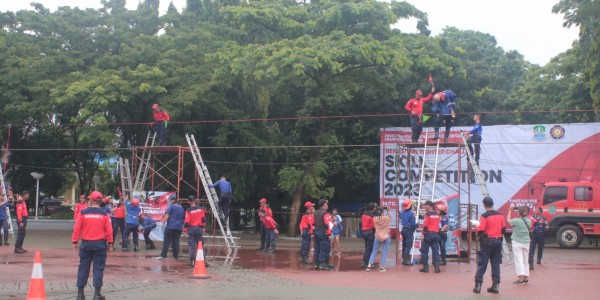 Plh Sekda Apresiasi Kemampuan Petugas Damkar Kota Bekasi