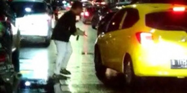 Usai Diperiksa Polisi, Abang Jago Pengemudi Fortuner yang Ancam Sopir Brio Pulang