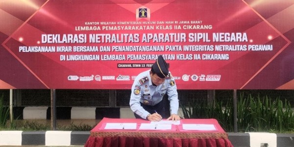 Wujudkan Netralitas Pegawai di Pemilu, Lapas Cikarang Tandatangani Pakta Integritas