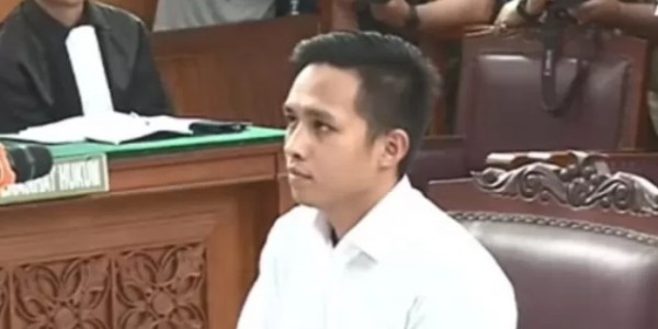 Bharada E Divonis 1 Tahun 6 Bulan Penjara