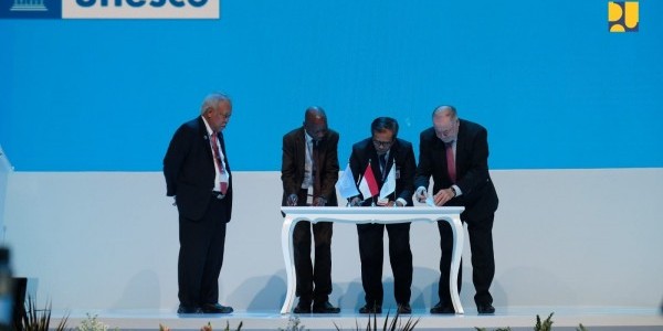 Pemerintah Indonesia, WWC, dan UNESCO Teken Kerja Sama Penyelenggaraan World Water Forum ke-10