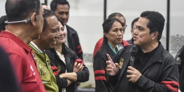 Sebelum Bicarakan VAR, Erick Thohir Prioritaskan Kesejahteraan Wasit