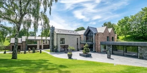 Mewahnya Rumah Cristiano Ronaldo yang Dijual 