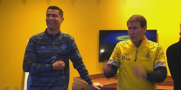 Rayakan Milad Sang Pelatih, Ini Bukti Cristiano Ronaldo Miliki Kedekatan