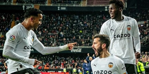 Taklukan Real Sociedad, Valencia Keluar dari Zona Degradasi