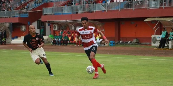 Thomas Doll Kecewa Persija Imbang 0-0 Kontra Madura United