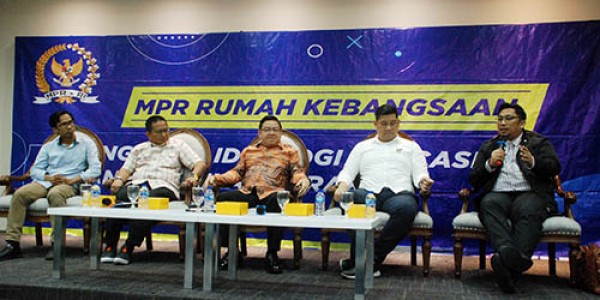 Diskusi Empat Pilar MPR dengan Tema ”Keberlangsungan Pembangunan IKN Tanpa Haluan Negara”
