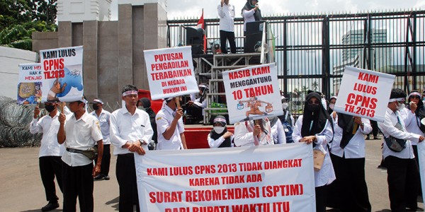 Guru Honorer Klaten Menuntut Hak dan Keadilan Sebagai PNS