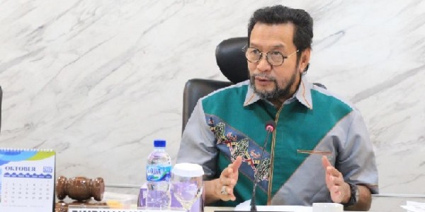 Yorrys Tegaskan Pentingnya Pendekatan Persuasif Penanganan Keamanan di Papua