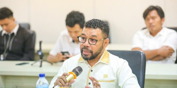 Eskalasi Konflik Meningkat, Senator Filep: Pemerintah Segera Terapkan Konsep Penanganan yang Tepat