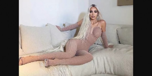 Posting Foto saat Remaja, Kim Kardashian tak dapat Dikenali